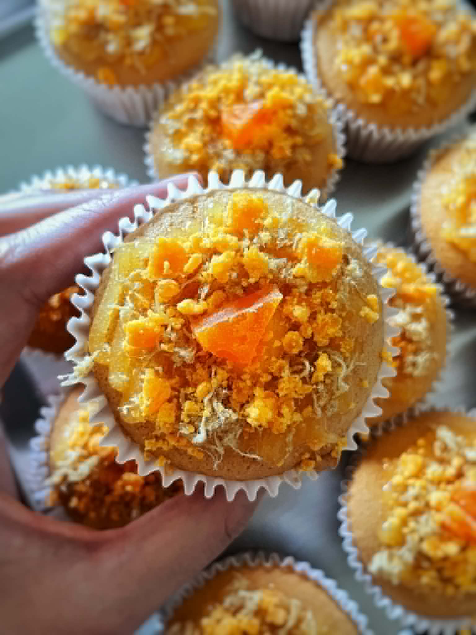 Golden Salted Egg Cupcake